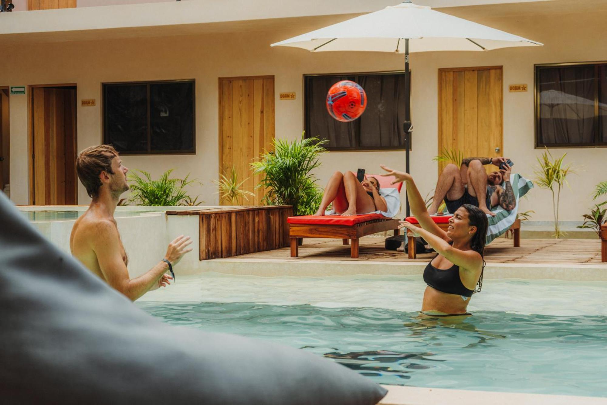Che Valladolid Hostel & Bar Adults Only Ngoại thất bức ảnh